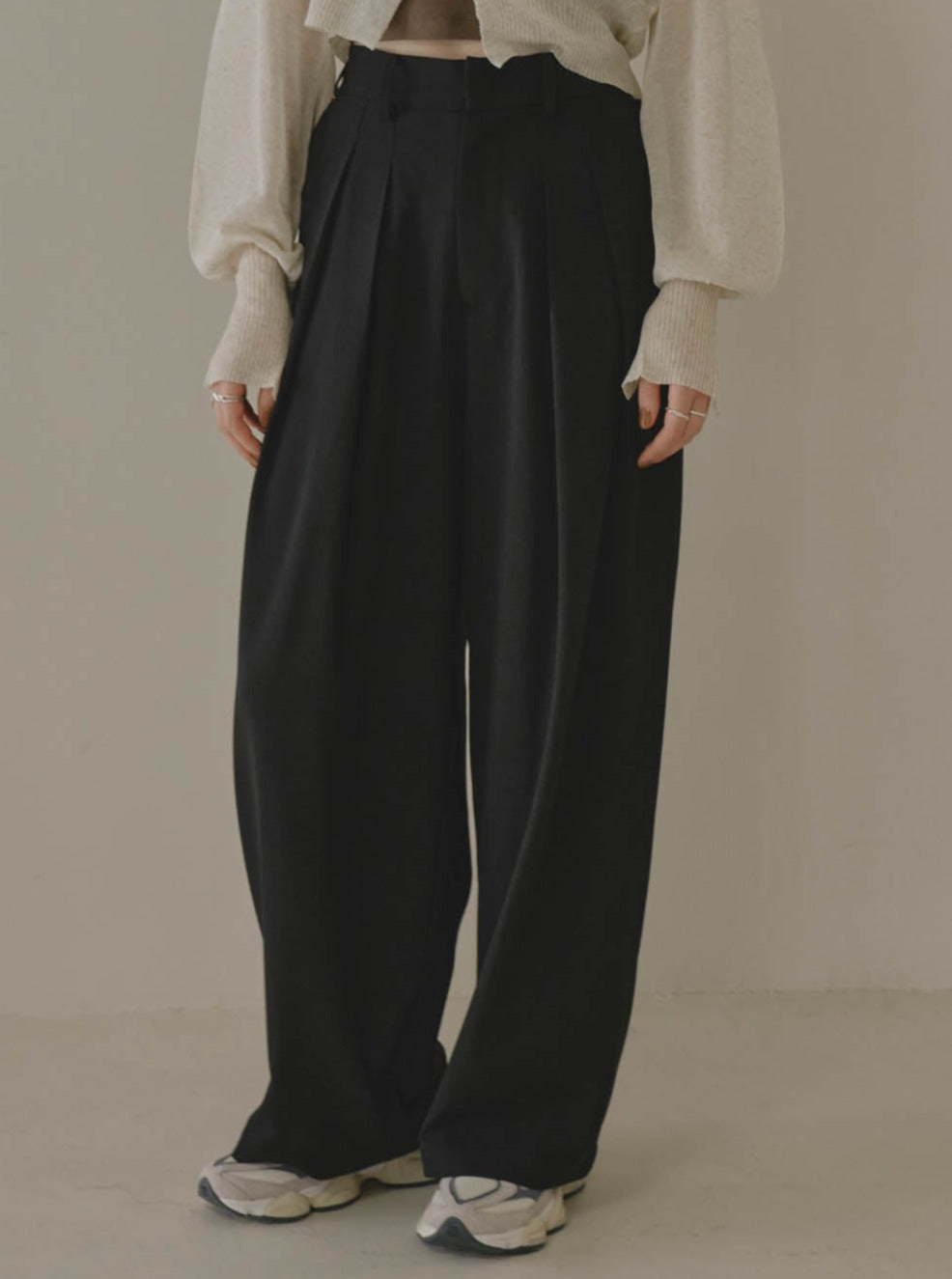 tuck wide pants