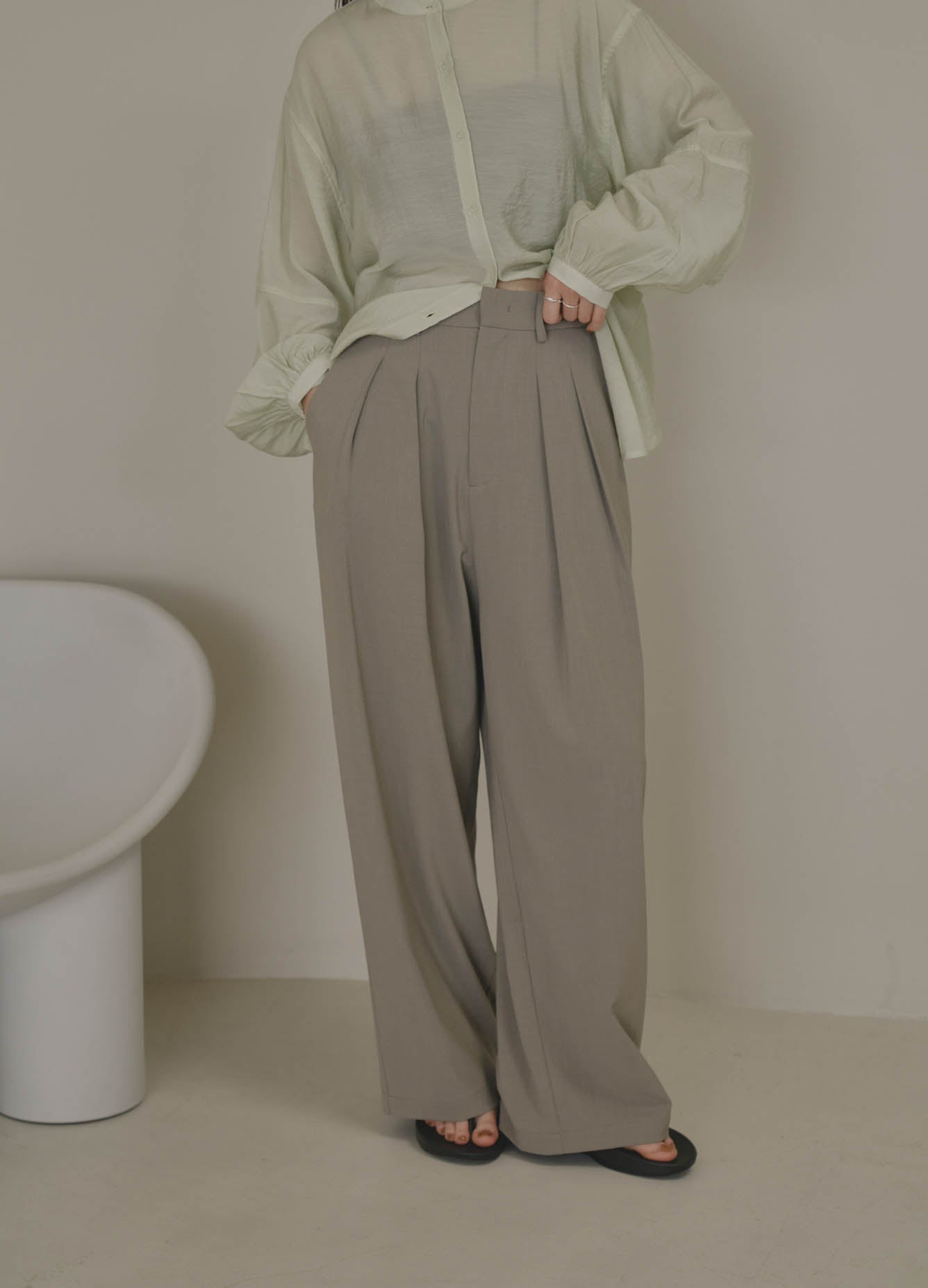 tuck wide pants