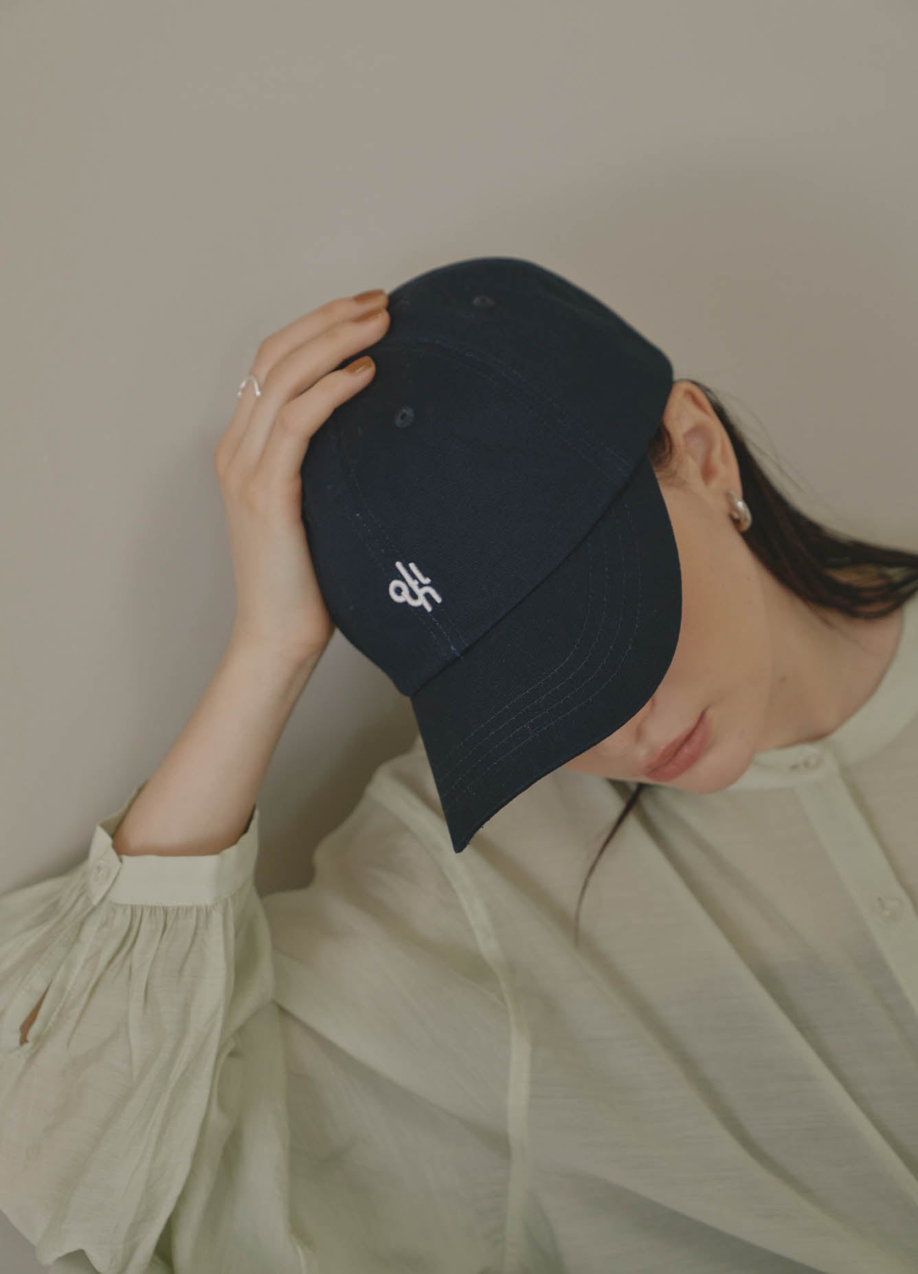 ollun logo cap