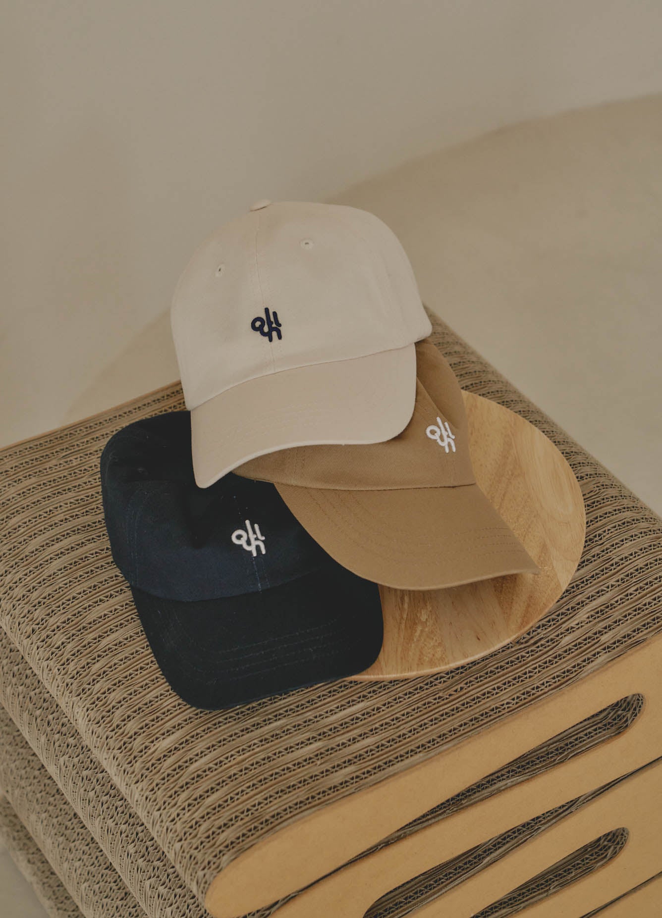 ollun logo cap