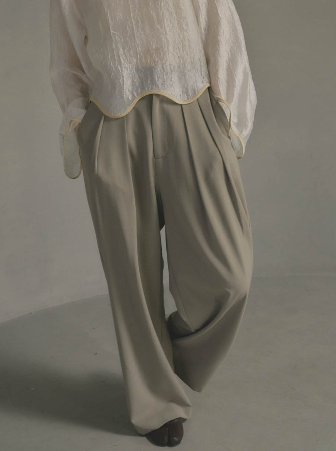 tuck wide pants