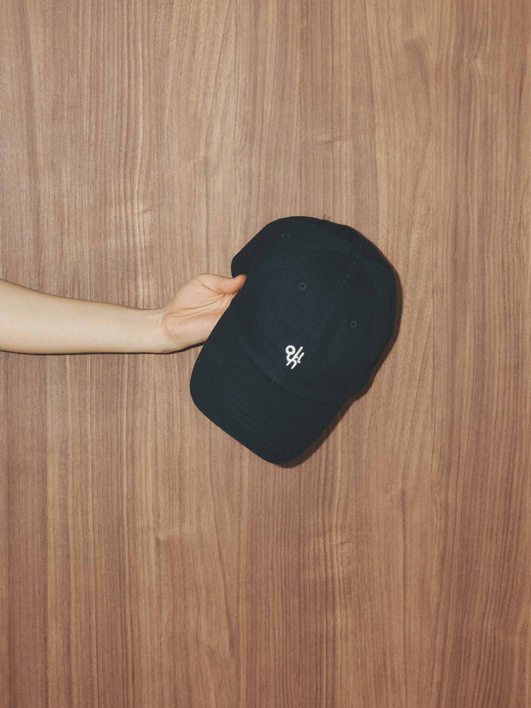 ollun logo cap